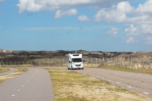 camper op weg
